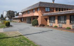 Canberra Lyneham Motor Inn